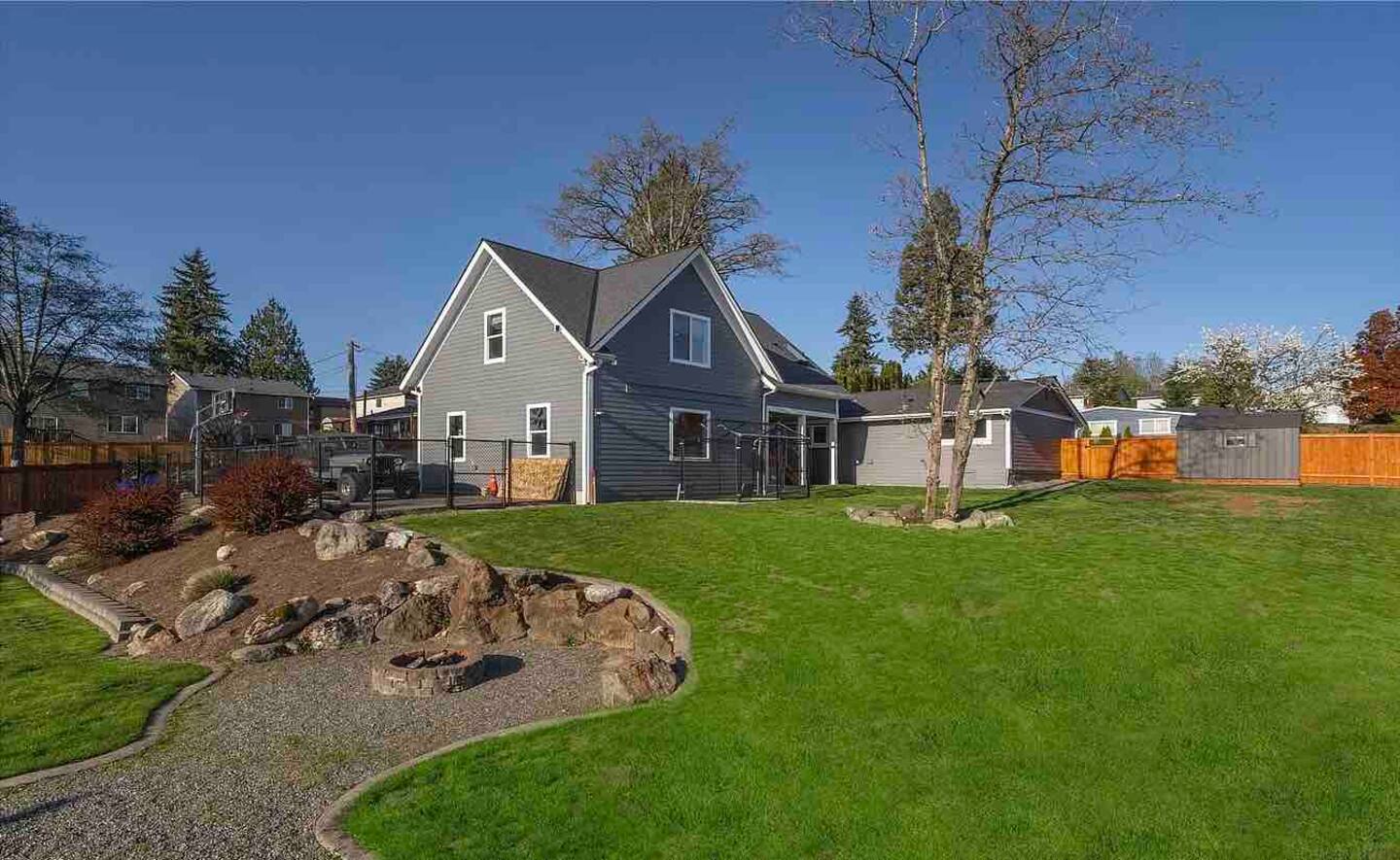 East Renton Room 1 — photo 7